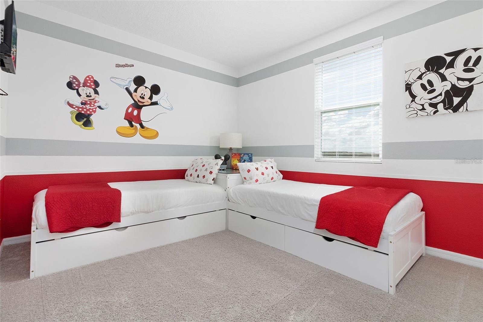 SOLARA RESIDENCE VACATION VILLAS REP - Residential