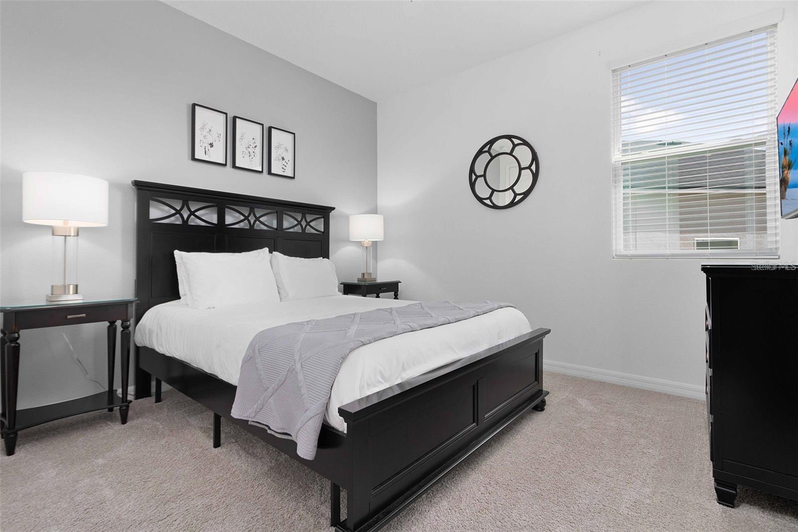 SOLARA RESIDENCE VACATION VILLAS REP - Residential