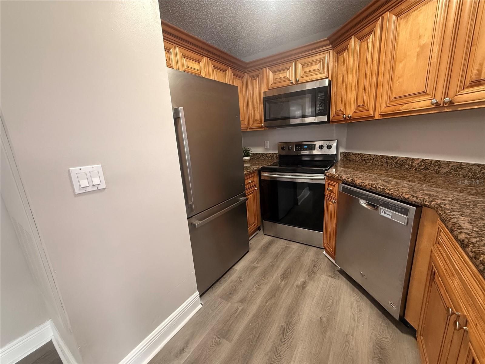 REGENCY PARK AT LAKE MARY A CONDO - Residential