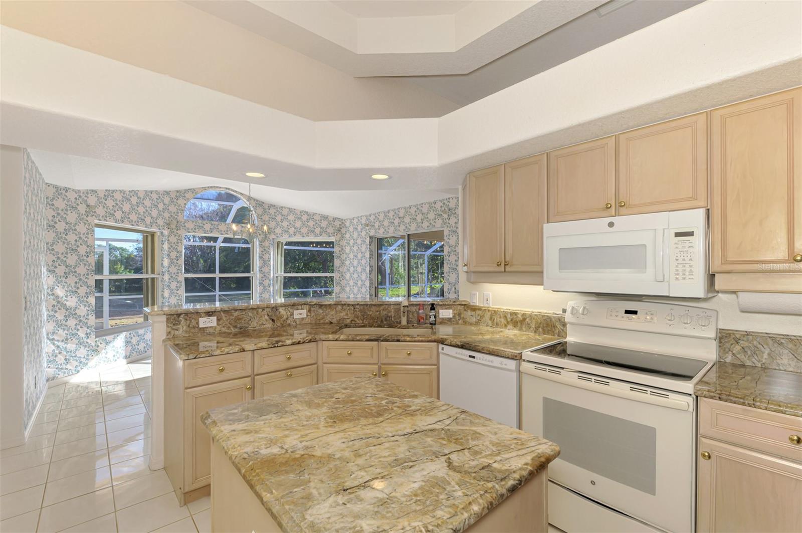 ROTONDA WEST BROADMOOR - Residential