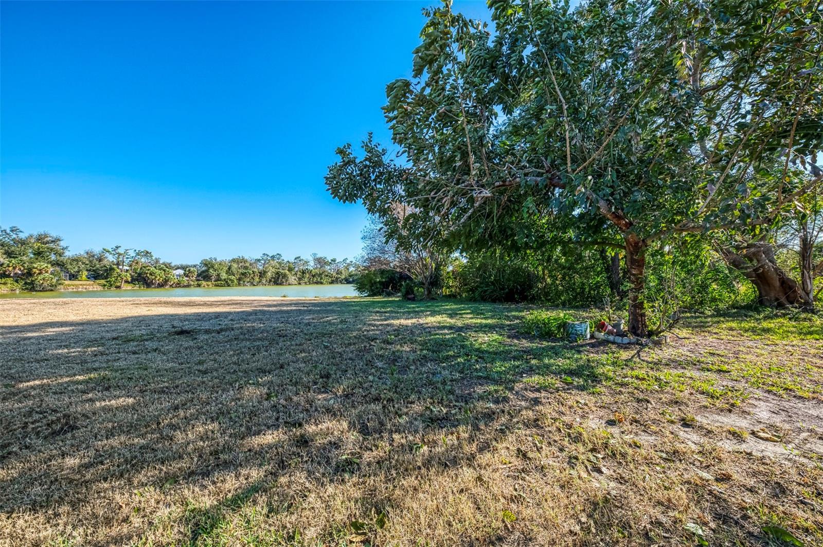 ROTONDA WEST BROADMOOR - Residential