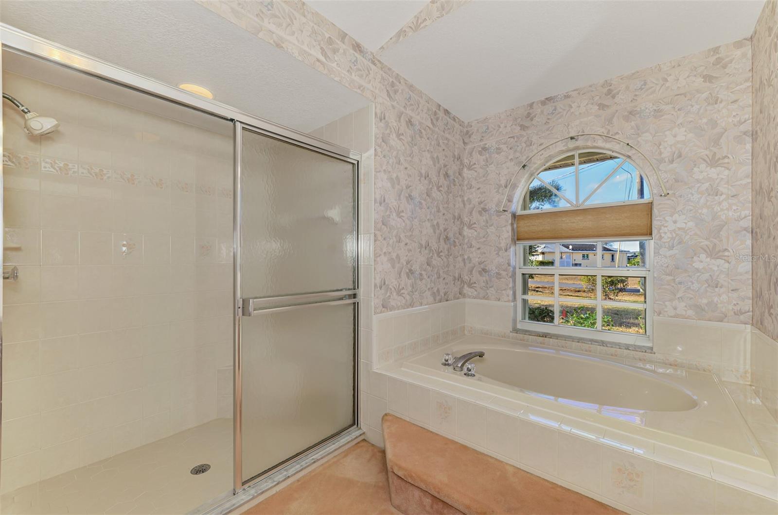 ROTONDA WEST BROADMOOR - Residential