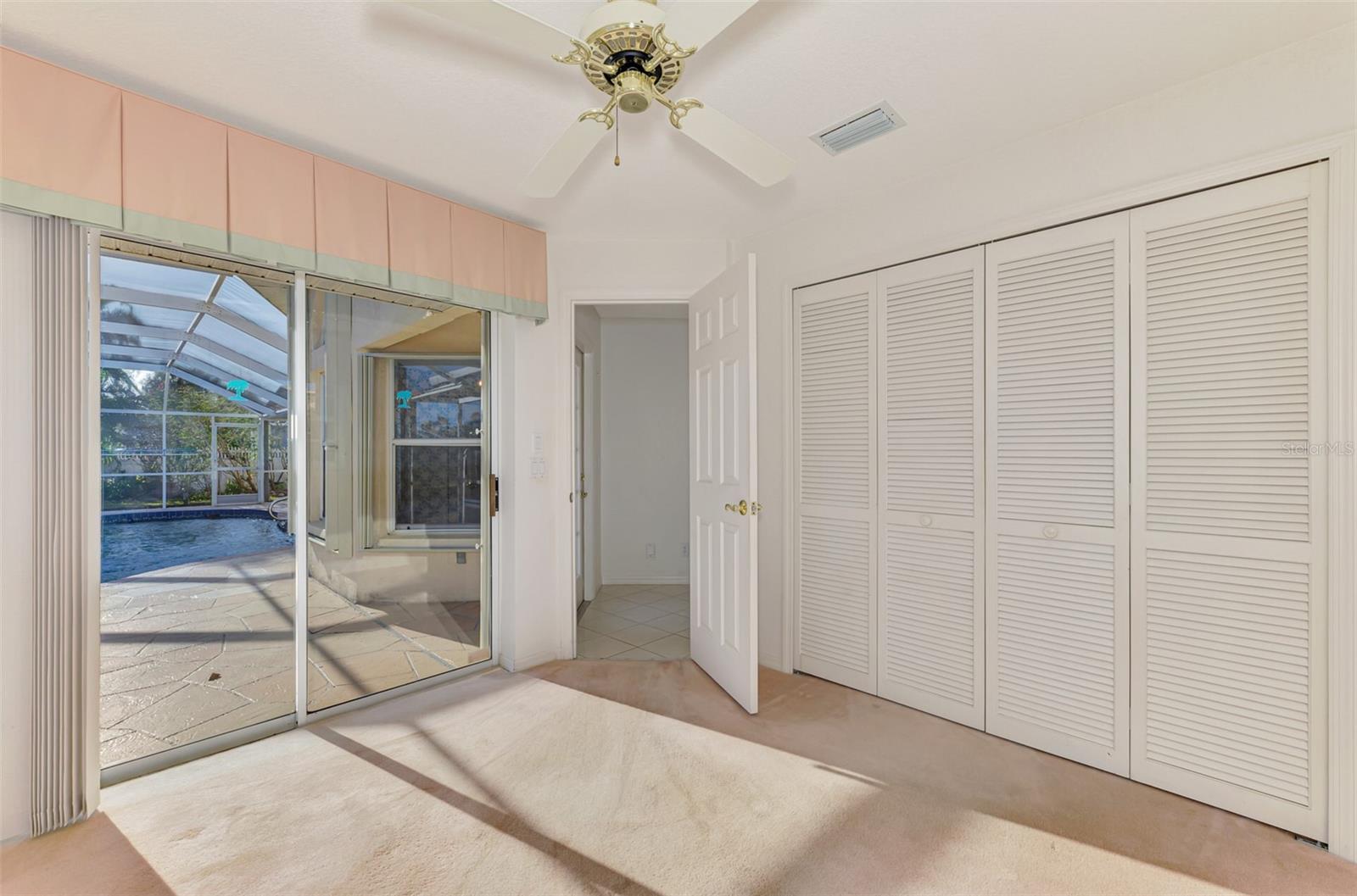 ROTONDA WEST BROADMOOR - Residential