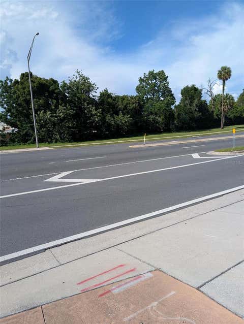 Tiny photo for 822 SW Broadway St, Ocala, FL 34475 (MLS # OM726686)