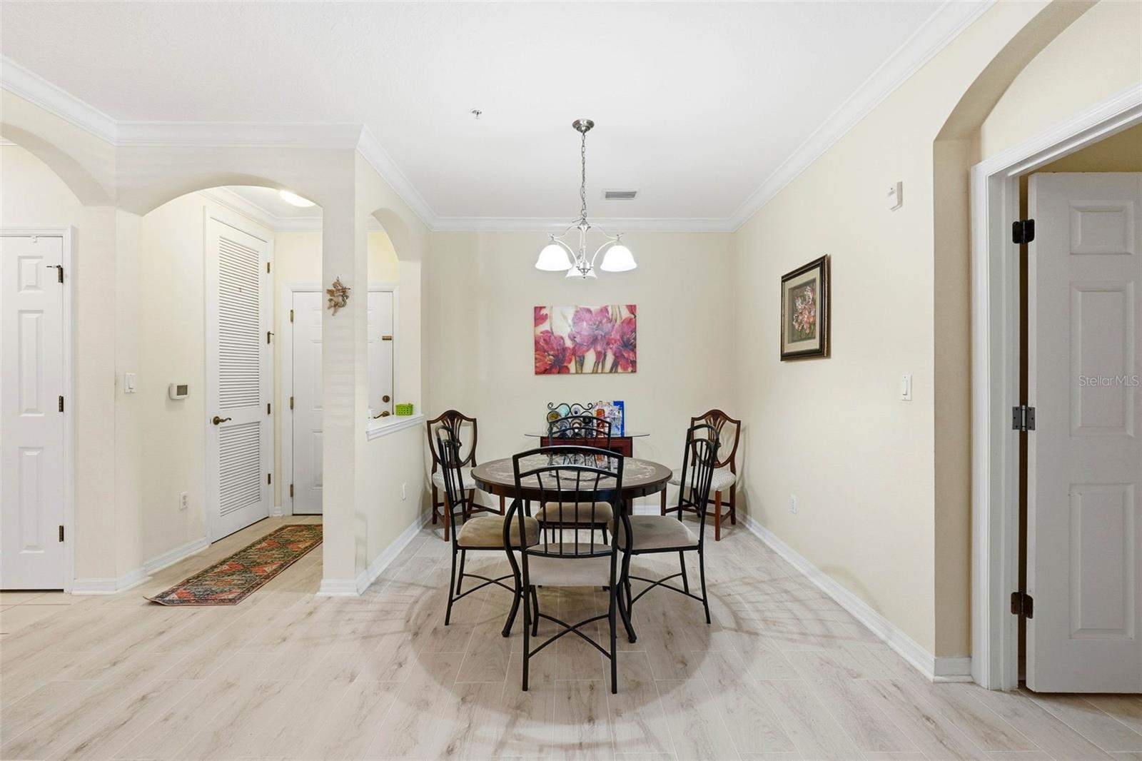 LAKESIDE AT LAKES OF WINDERMERE CONDO PH 3 - Residential Lease