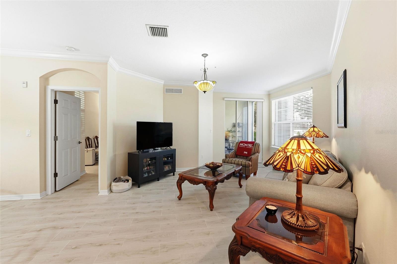 LAKESIDE AT LAKES OF WINDERMERE CONDO PH 3 - Residential Lease