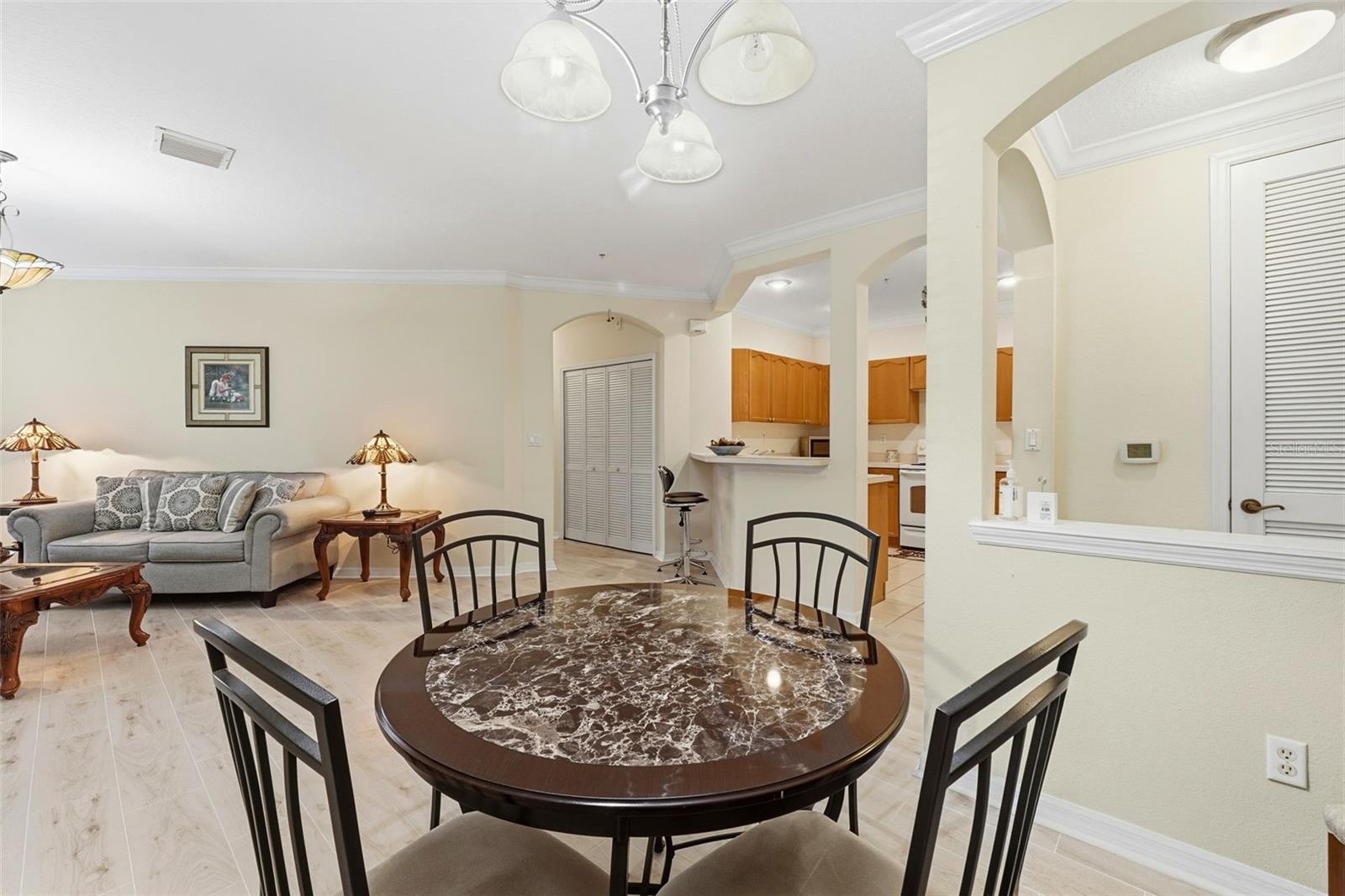 LAKESIDE AT LAKES OF WINDERMERE CONDO PH 3 - Residential Lease