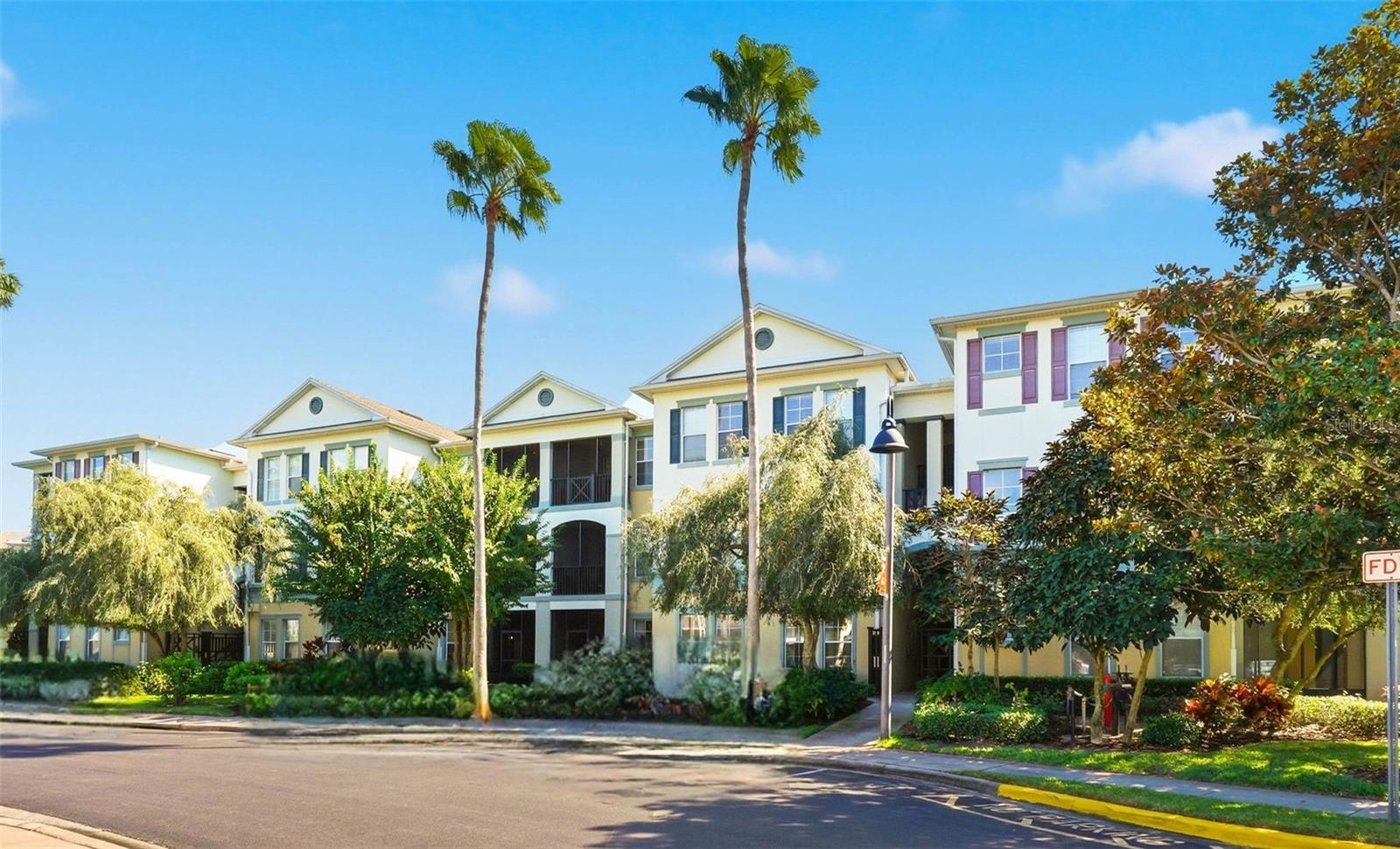 LAKESIDE AT LAKES OF WINDERMERE CONDO PH 3 - Residential Lease