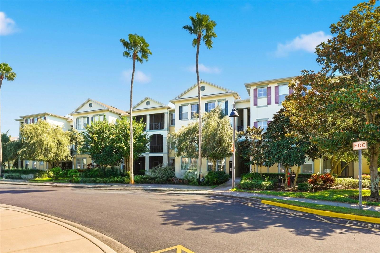 LAKESIDE AT LAKES OF WINDERMERE CONDO PH 3 - Residential Lease