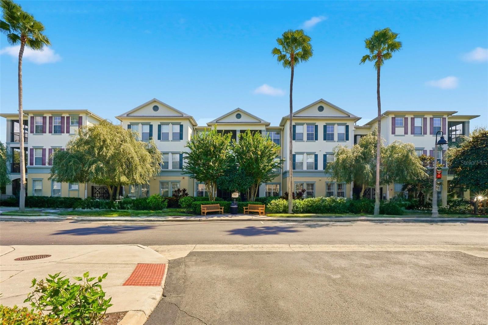 LAKESIDE AT LAKES OF WINDERMERE CONDO PH 3 - Residential Lease