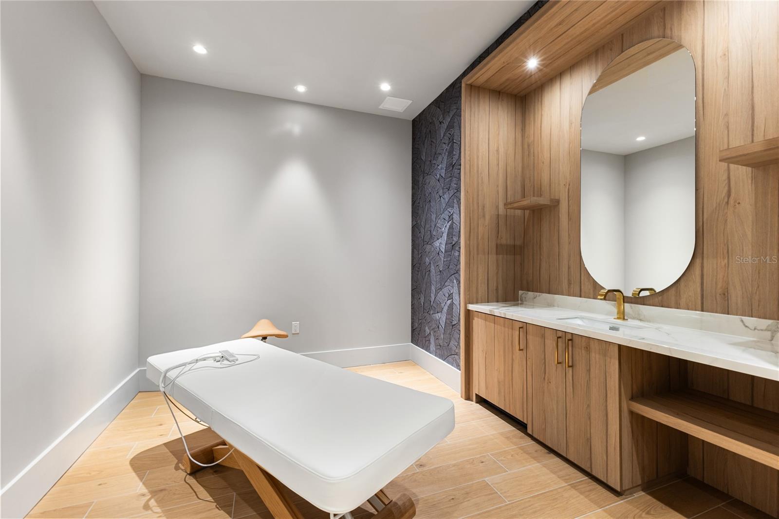 ART HOUSE - Residential