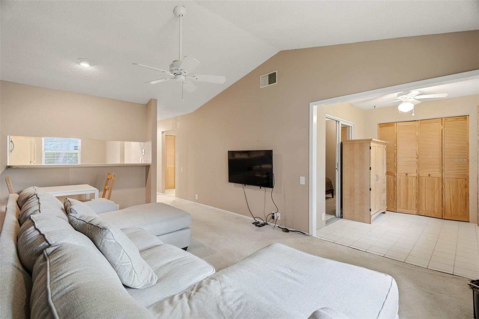 5265 E BAY DRIVE 723