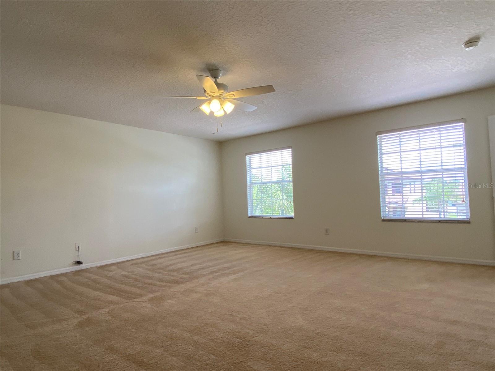 PARK NBRHD 05 - Residential Lease