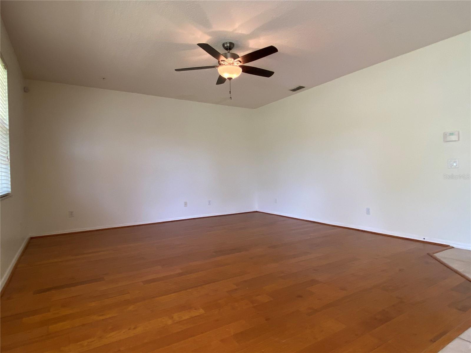 PARK NBRHD 05 - Residential Lease