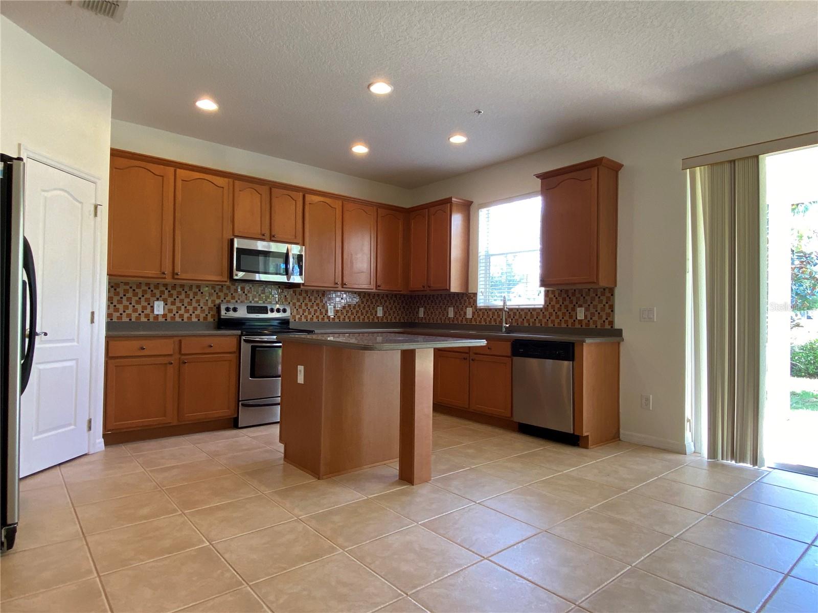 PARK NBRHD 05 - Residential Lease