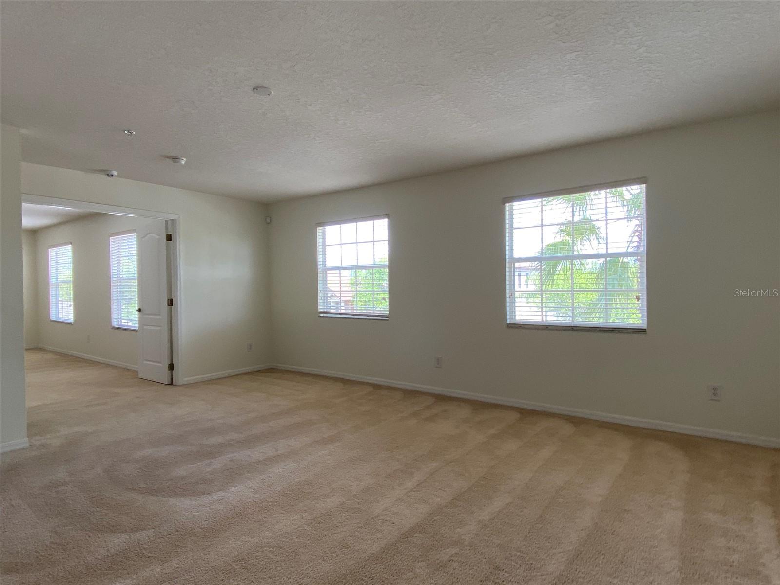 PARK NBRHD 05 - Residential Lease