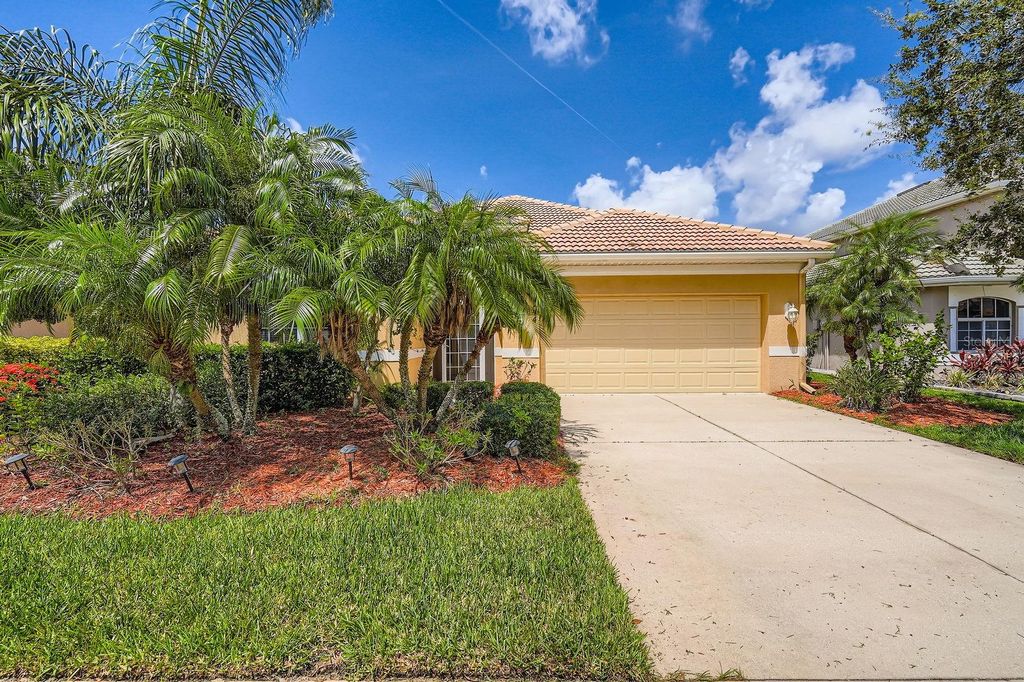 Photo of 244 Golden Harbour Trail, Bradenton, FL 34212 (MLS # TB8395648)