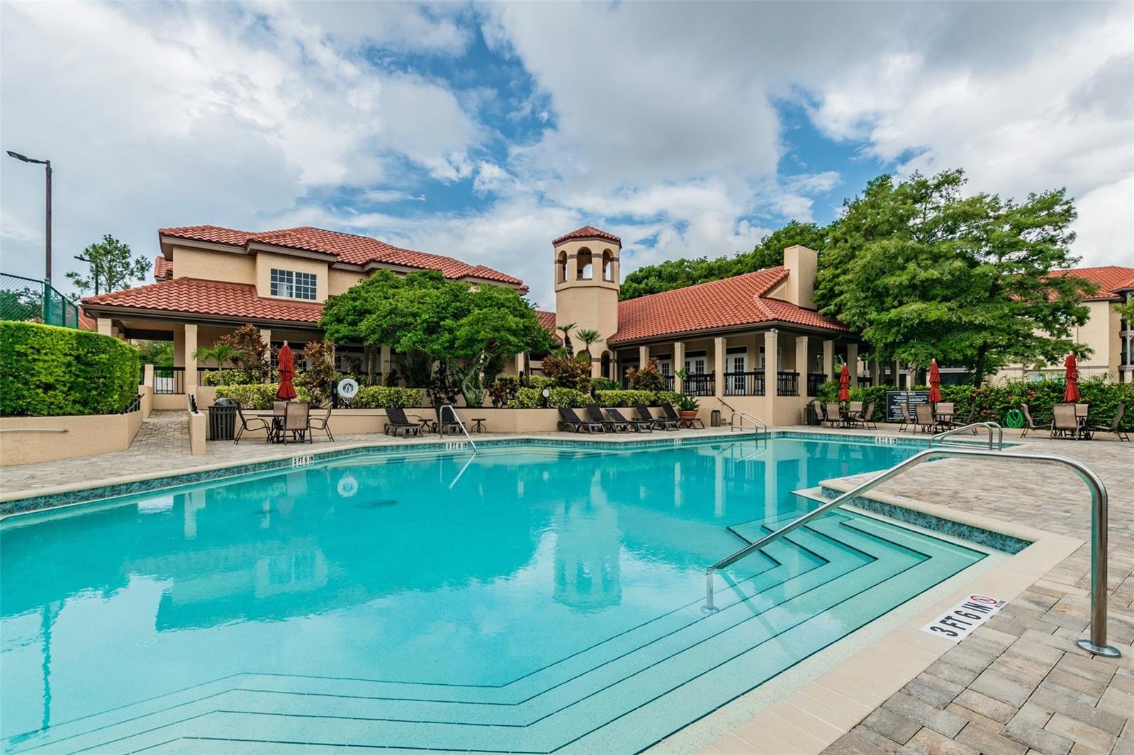 AUDUBON CONDO AT FEATHER SOUND - Residential