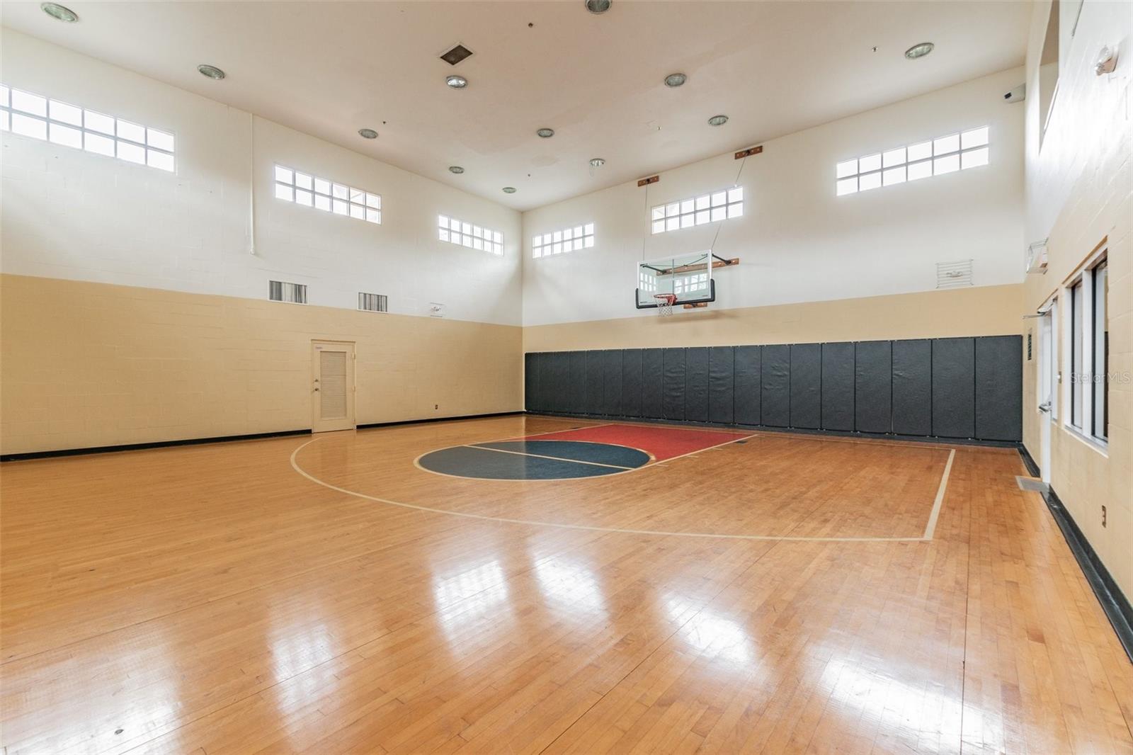 AUDUBON CONDO AT FEATHER SOUND - Residential