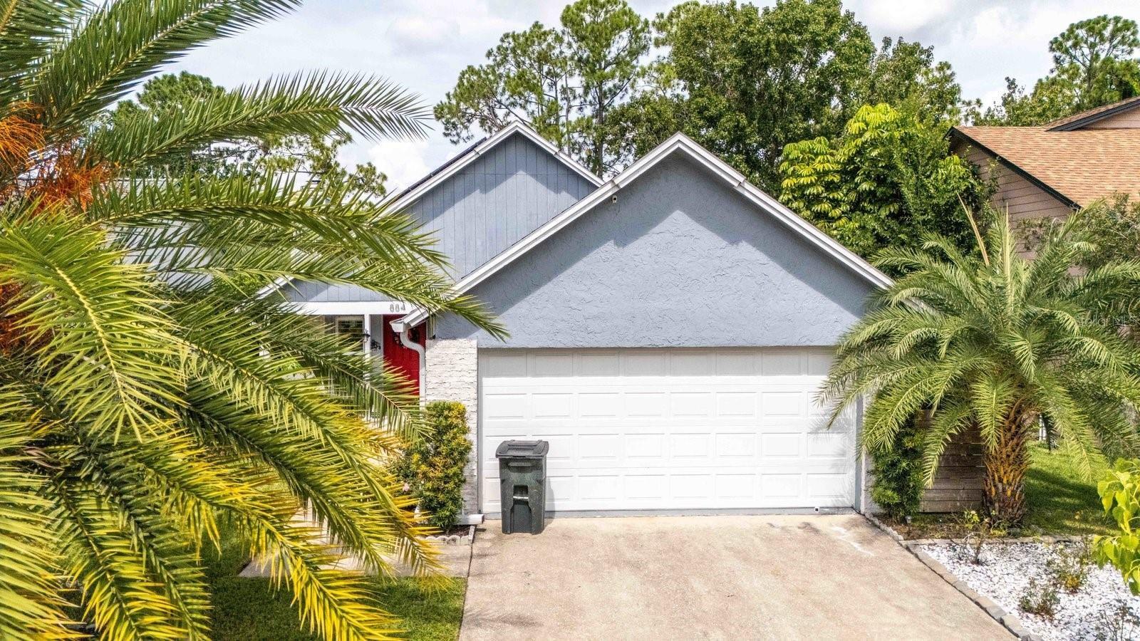 884 N LAKE STERLING COURT