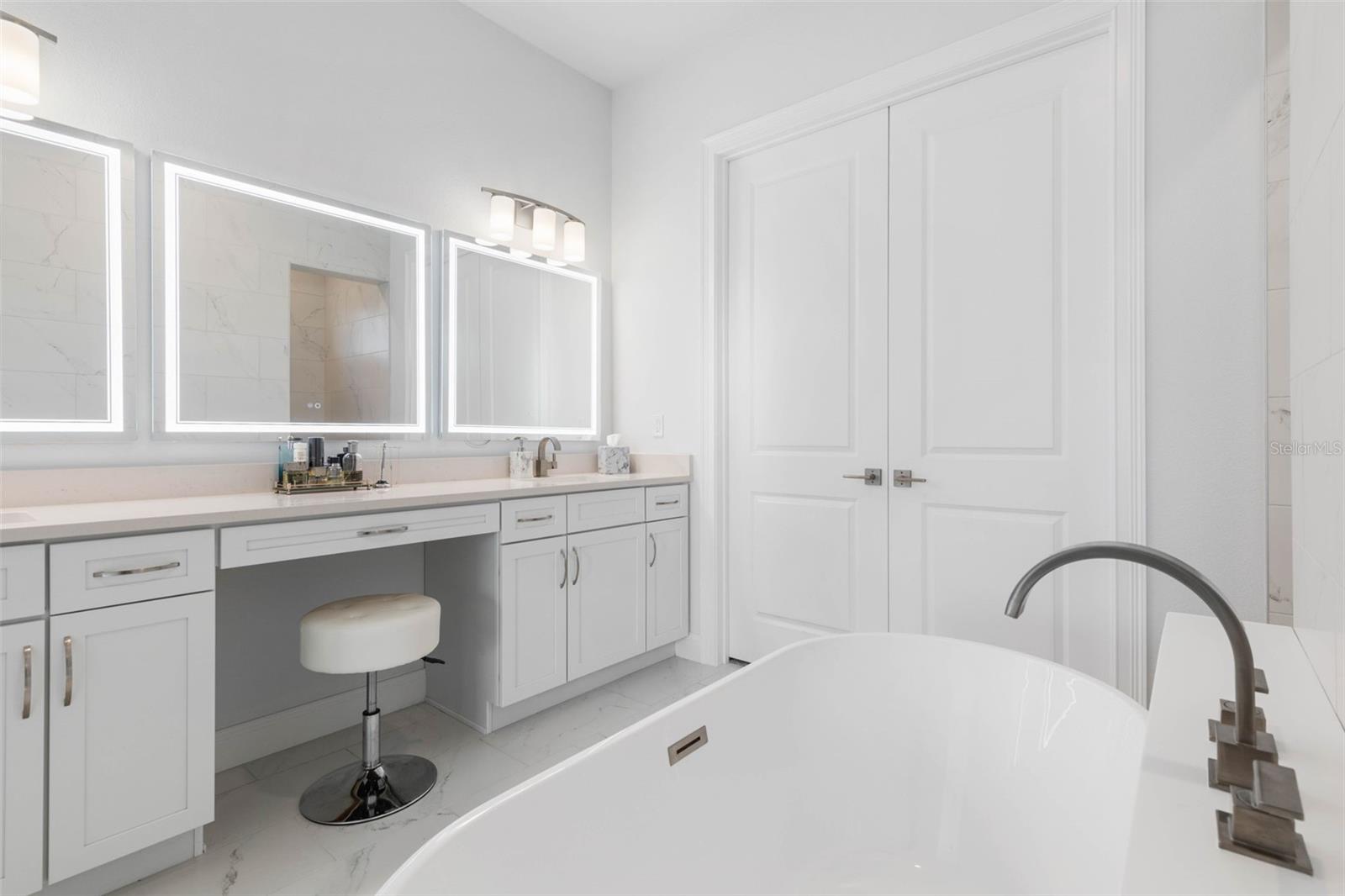 OCEAN RIDGE SUB - Residential