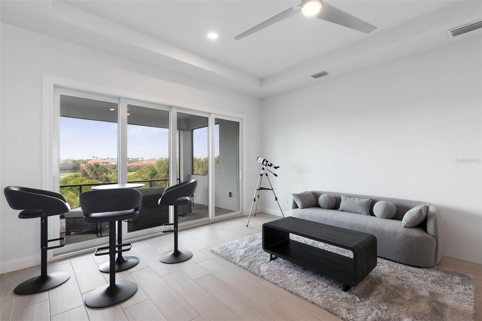 OCEAN RIDGE SUB - Residential