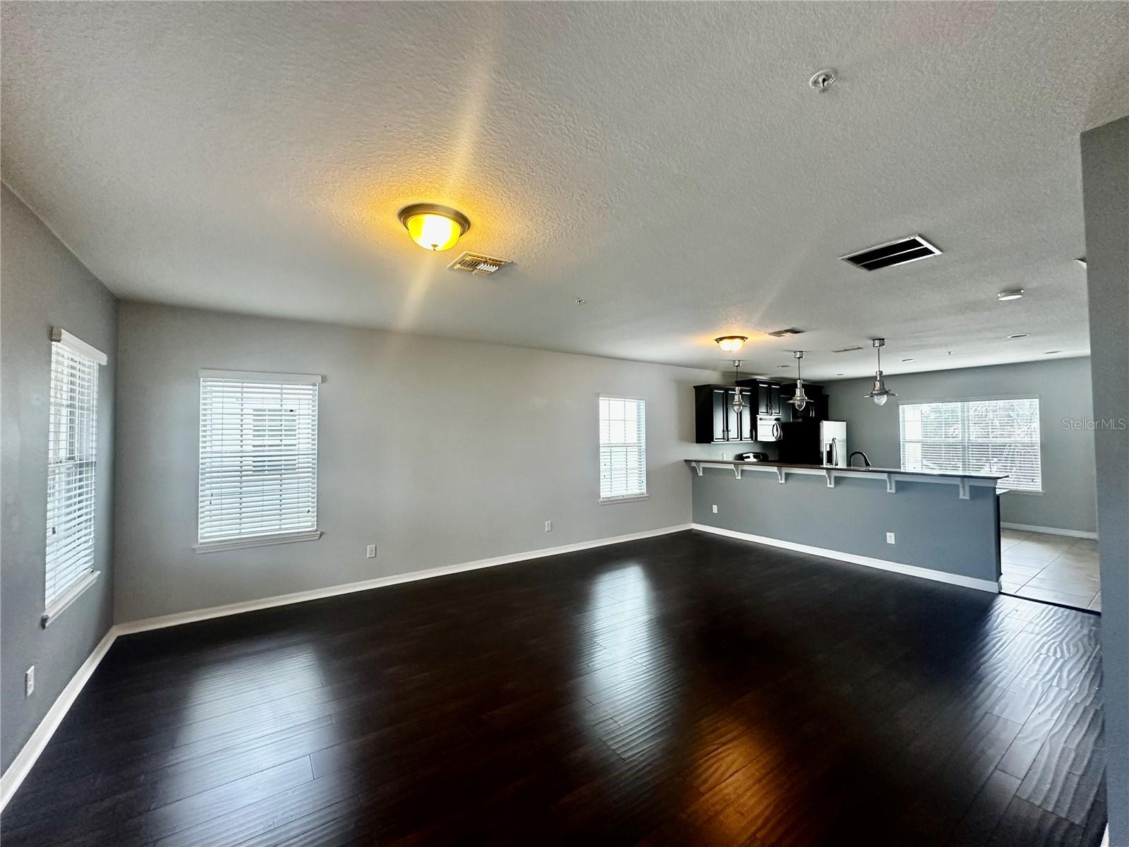 JESUPS RESERVE TWNHMS REP - Residential Lease