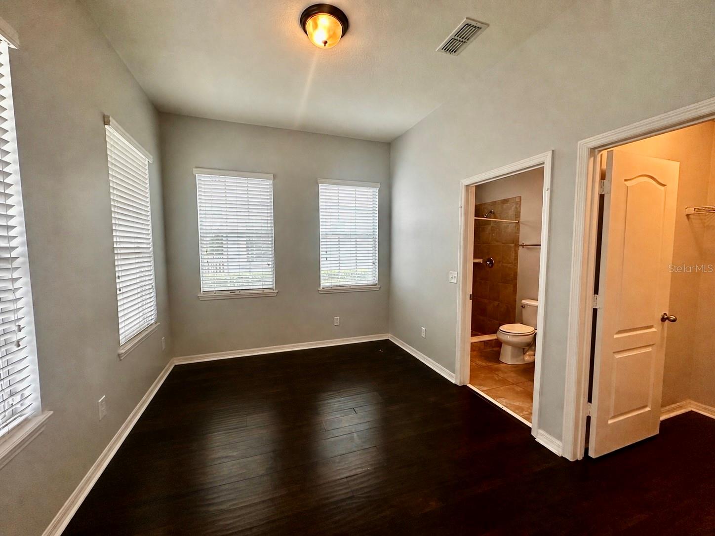 JESUPS RESERVE TWNHMS REP - Residential Lease