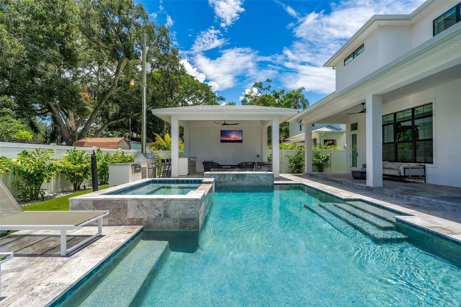 IDA HEIGHTS - Residential