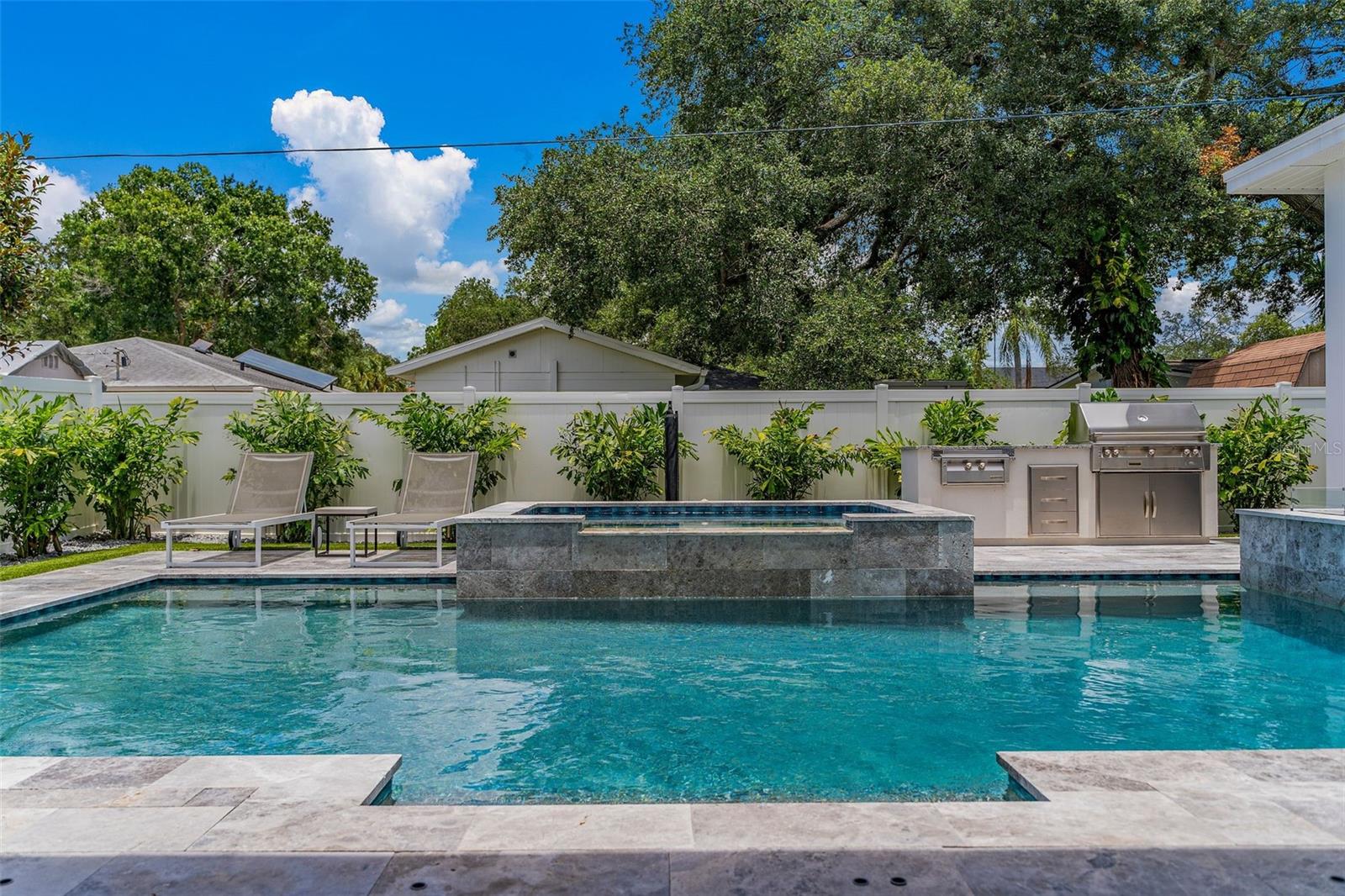 IDA HEIGHTS - Residential