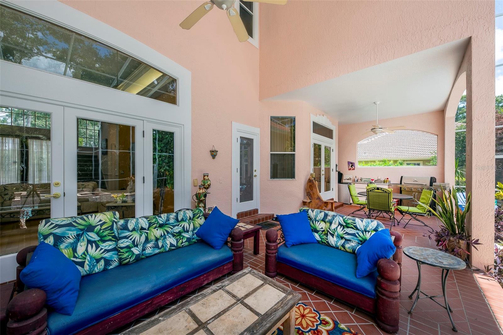 LAKE FOREST SEC 1 - Residential
