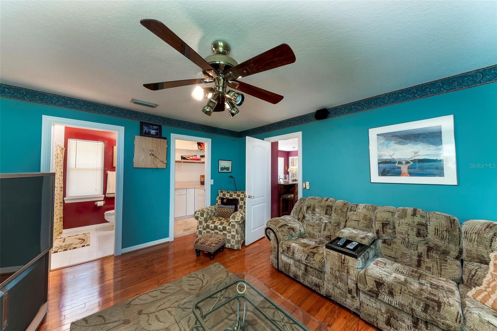 LAKE FOREST SEC 1 - Residential