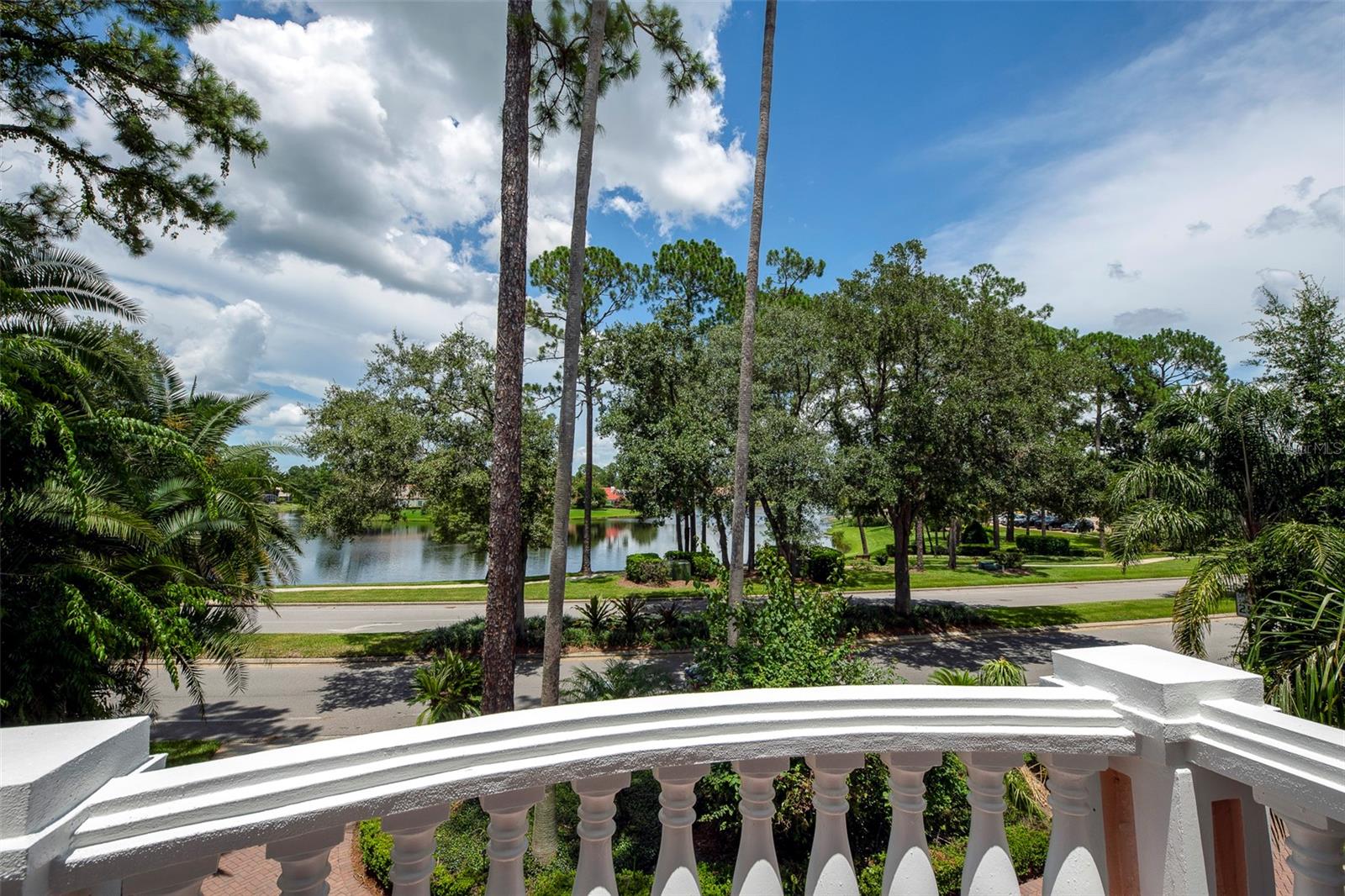 LAKE FOREST SEC 1 - Residential