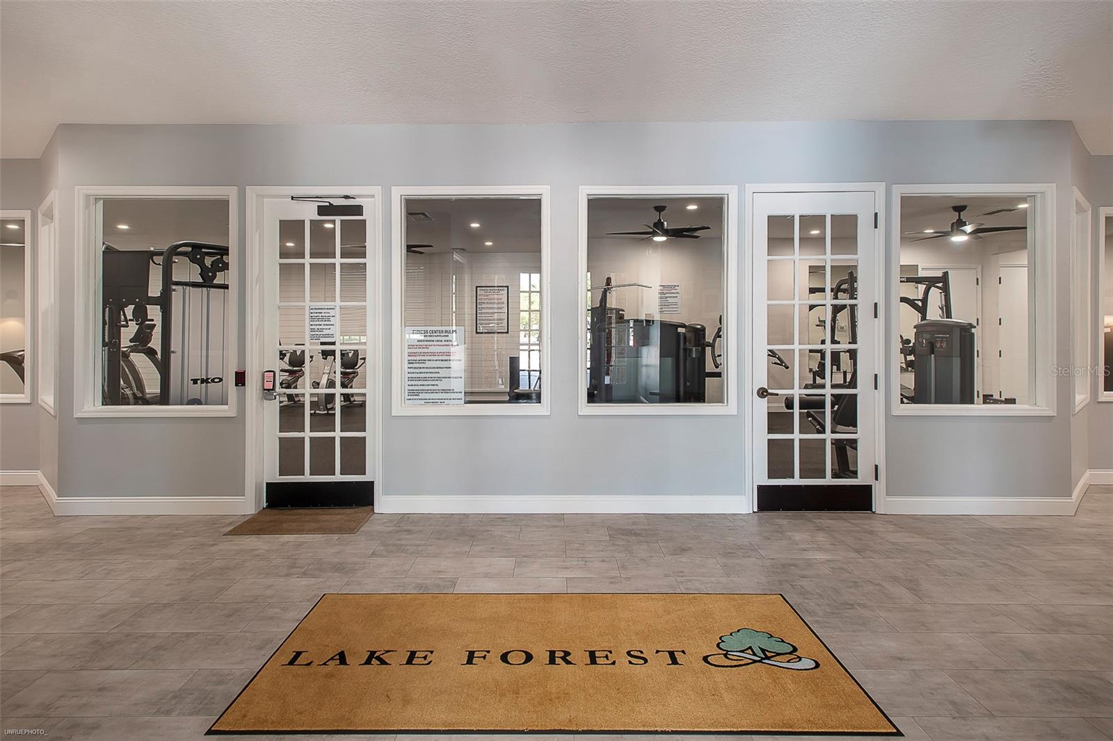 LAKE FOREST SEC 1 - Residential