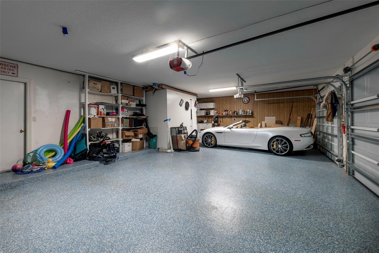 LAKE FOREST SEC 1 - Residential