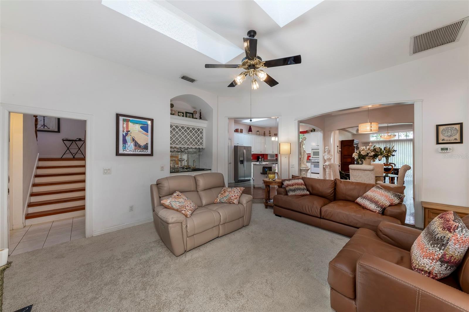 LAKE FOREST SEC 1 - Residential