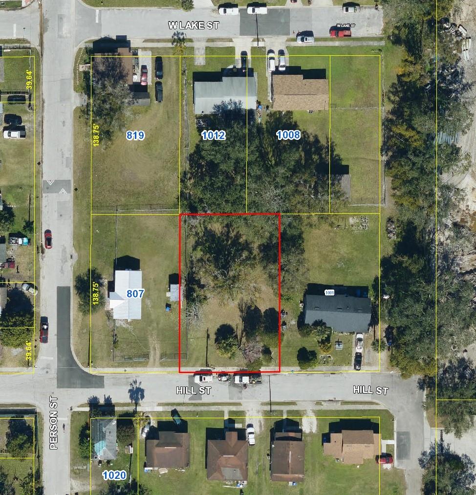 This DOUBLE lot is ready for you to start your next development project or build your home in the City! Yes, you read that right lot is actually a double lot! Build two duplexes. Build townhomes. or Build two single family homes with ADUs. You have a wide range of options with this piece of land. Lots this size are being snapped up quickly. Don't hesitate! Located in a minimal flood zone with no known environmental issues, and no HOA restrictions, you’ll have flexibility and peace of mind as you plan your project. Additional highlights: Easy access and strong visibility; Flat topography, ideal for construction; No title issues, liens, or easements reported; Public infrastructure in place; Individual ownership – fast and straightforward transfer process.