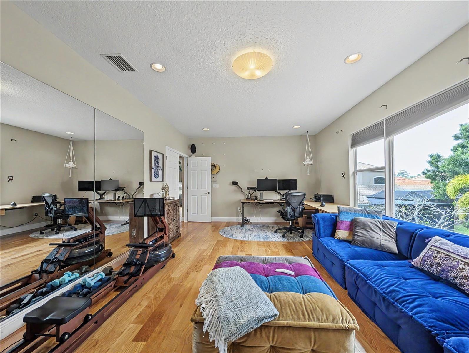 SONOMA PH I - Residential Lease