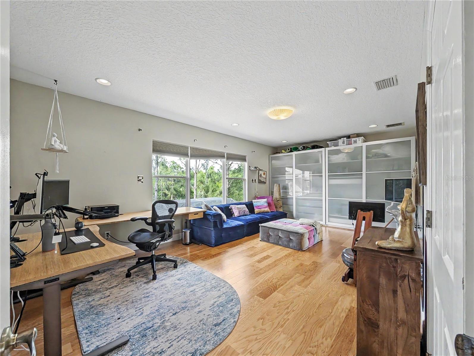 SONOMA PH I - Residential Lease