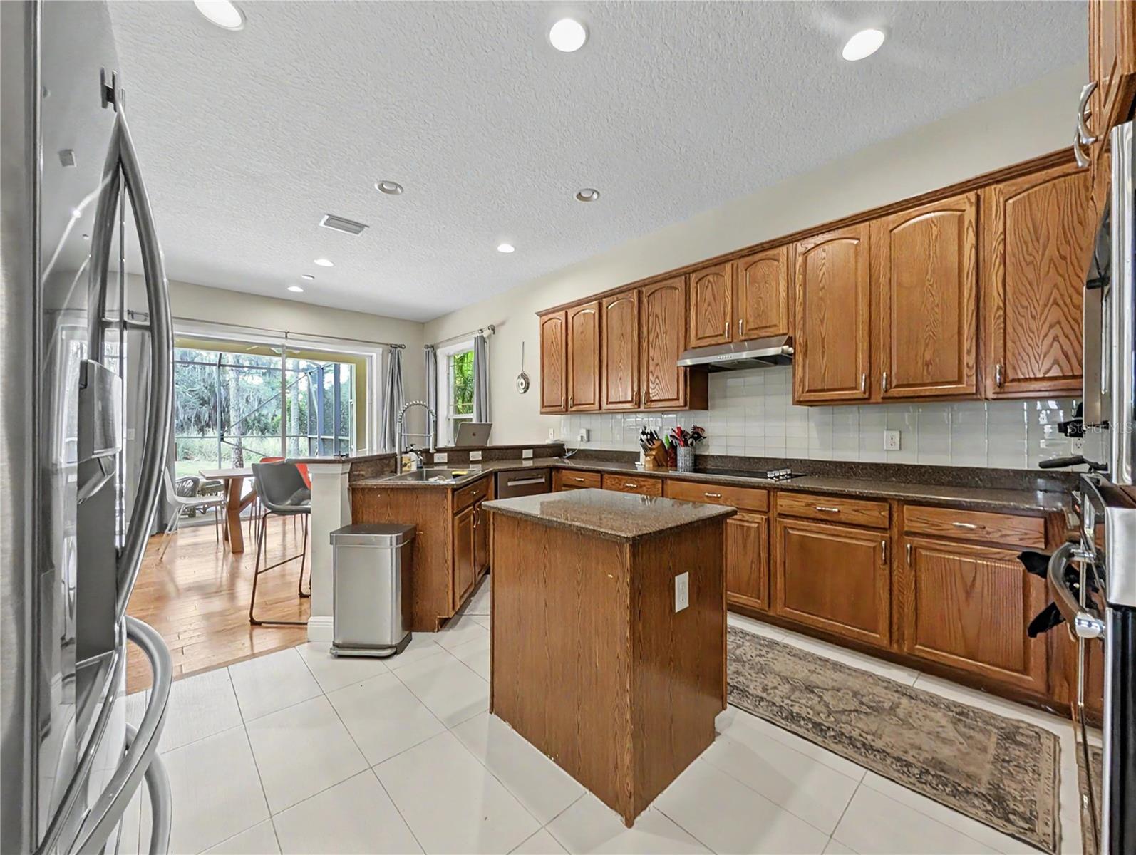 SONOMA PH I - Residential Lease
