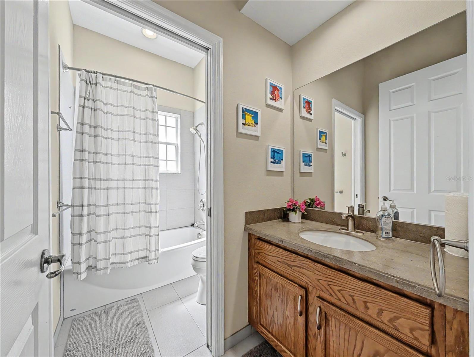 SONOMA PH I - Residential Lease