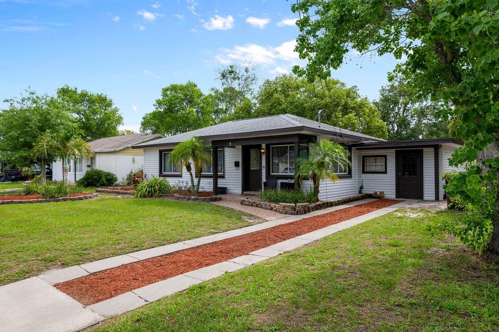 6 S LAKEWOOD DRIVE