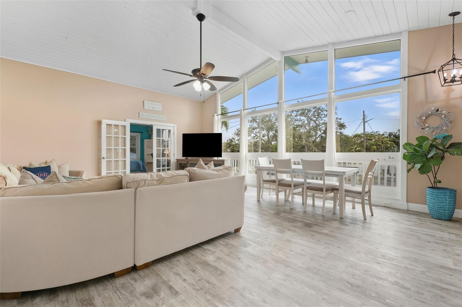 BAHIA VISTA SUB - Residential