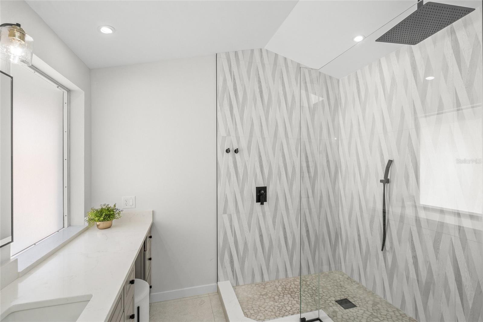 SOUTHBAY YACHT & RACQUET CLUB - Residential