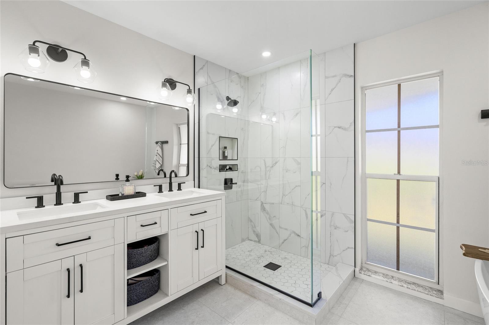 SOUTHBAY YACHT & RACQUET CLUB - Residential