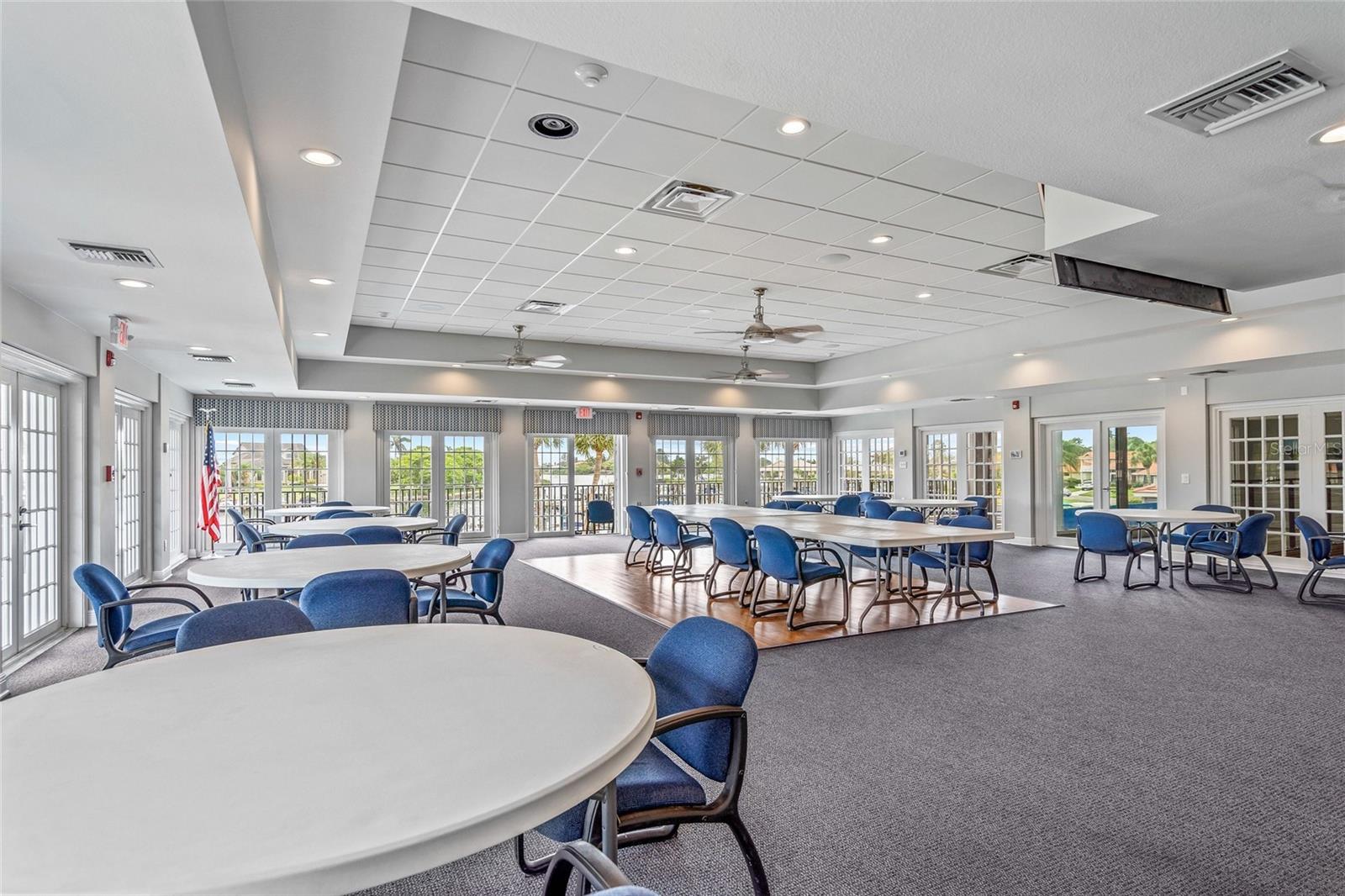 SOUTHBAY YACHT & RACQUET CLUB - Residential