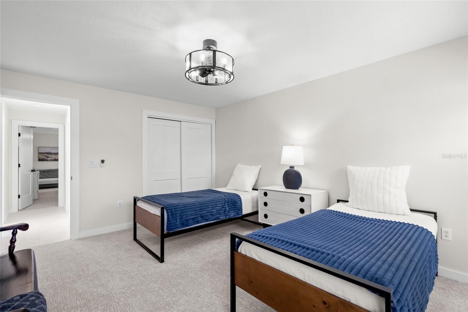 SOUTHBAY YACHT & RACQUET CLUB - Residential