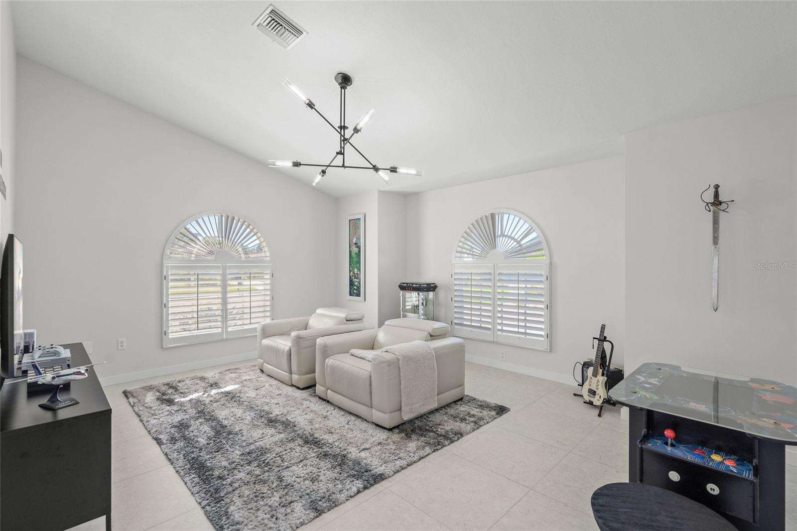 SOUTHBAY YACHT & RACQUET CLUB - Residential