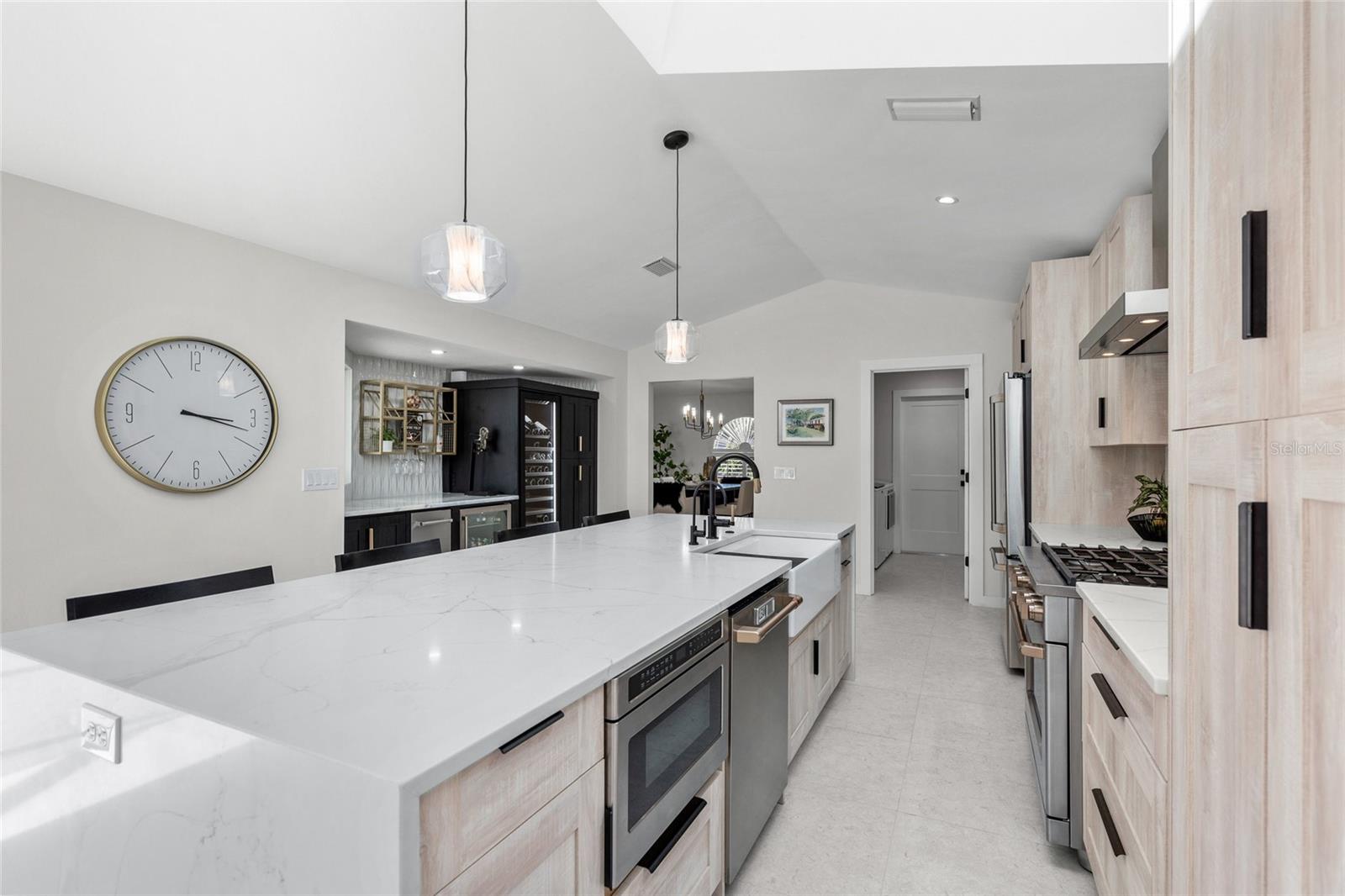 SOUTHBAY YACHT & RACQUET CLUB - Residential