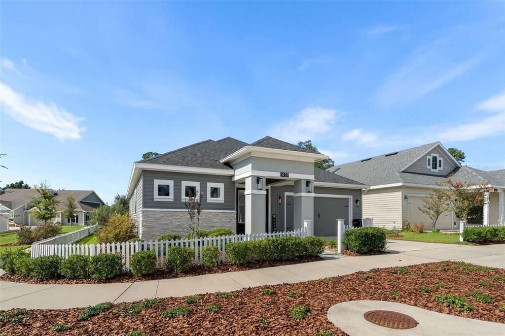 Photo of 1429 NW 132nd Boulevard, Newberry, FL 32669 (MLS # GC542431)
